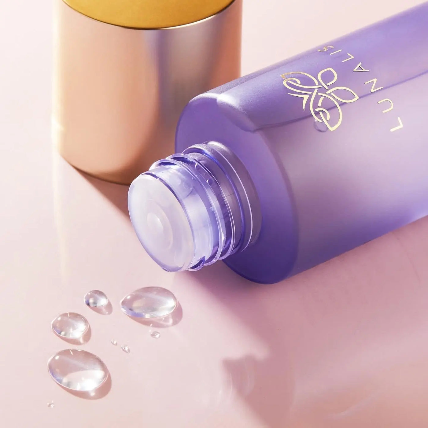 Gentle Exfoliation for Sensitive Skin | Lunalis Cosmetics